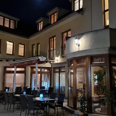 Hotel Patonai Fertod Exterior photo