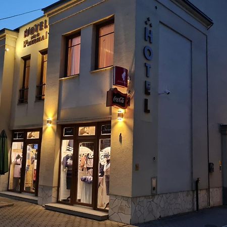 Hotel Patonai Fertod Exterior photo
